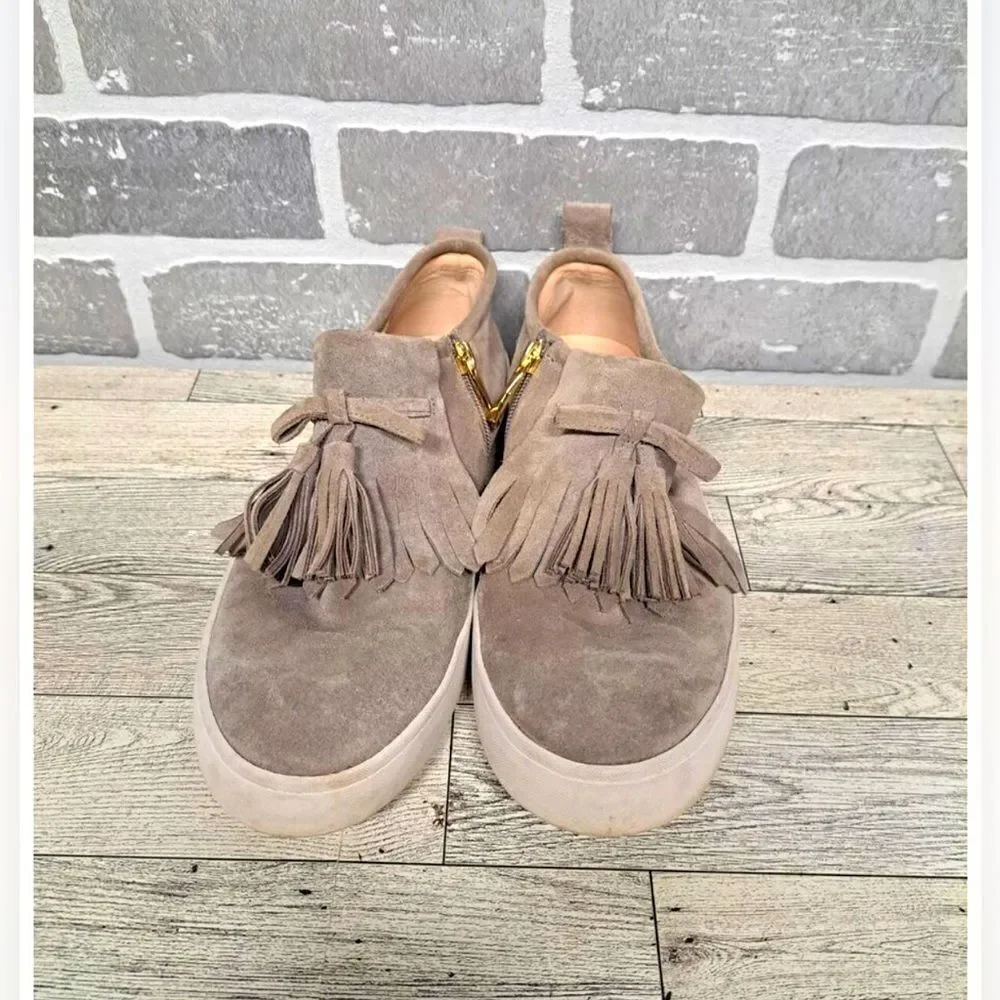 KATE SPADE ♠️ Tan Suede Tassel Sneakers! Size 6; LIKE NEW!
